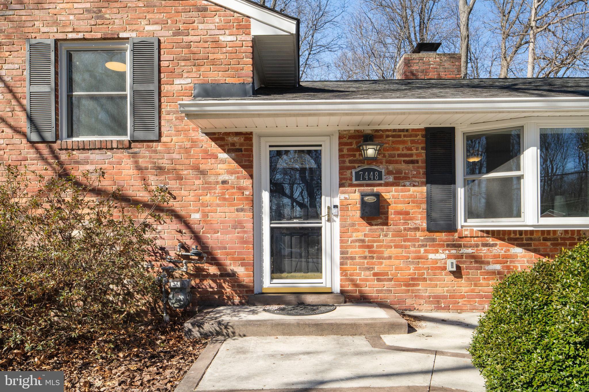 7448 Long Pine Drive Springfield, VA 22151 - Photo 2 of 40 front view of a house