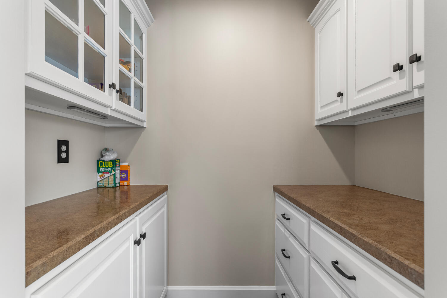 5210 Hammer Place Decatur, IL 62521 - Photo 16 of 46