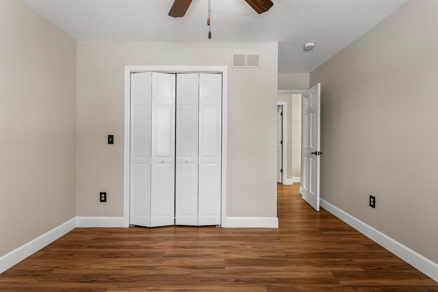 5210 Hammer Place Decatur, IL 62521 - Photo 27 of 46