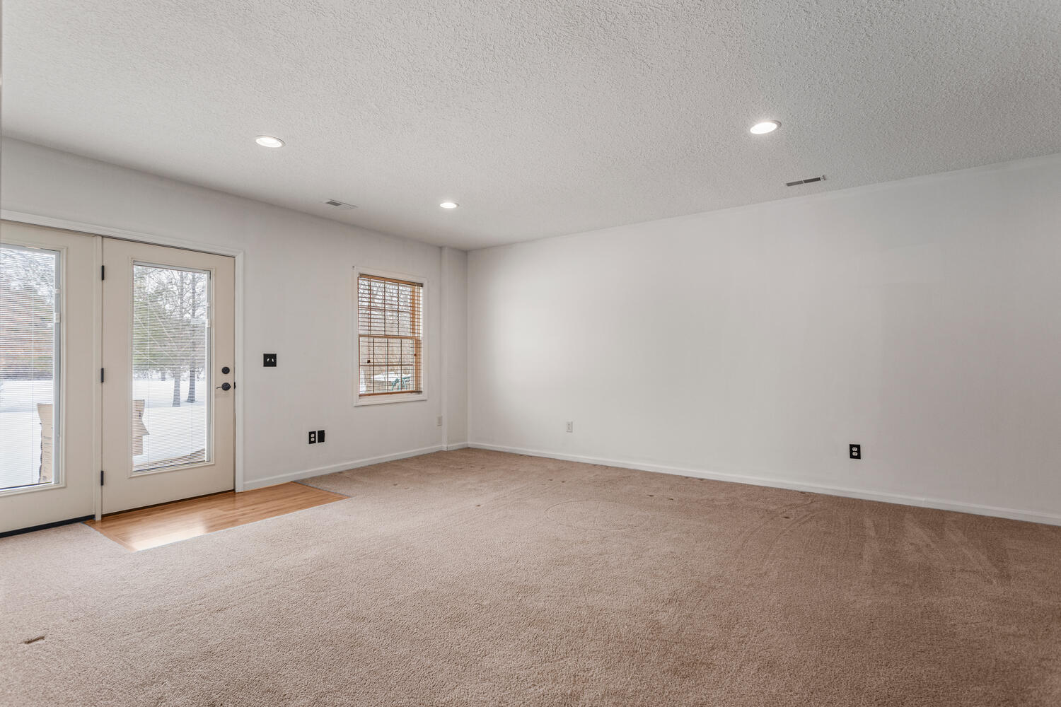 5210 Hammer Place Decatur, IL 62521 - Photo 30 of 46