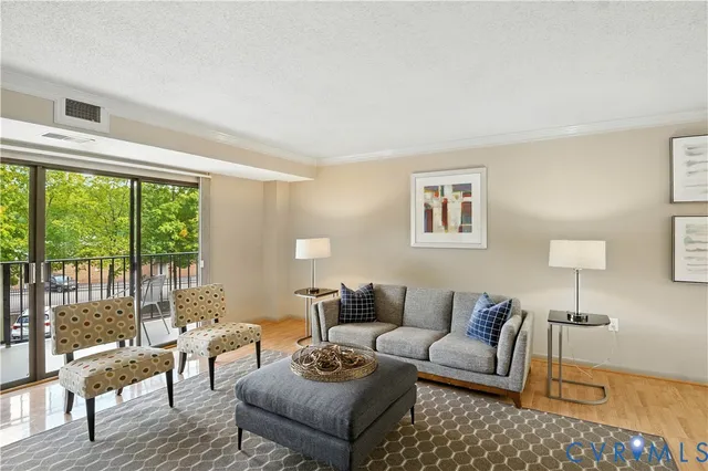 $329,000 | 2956 Hathaway Road, Unit U102, Richmond, VA 23225