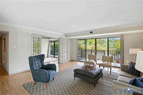 $320,000 | 2956 Hathaway Road, Unit U102, Richmond, VA 23225