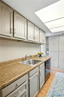 $320,000 | 2956 Hathaway Road, Unit U102, Richmond, VA 23225