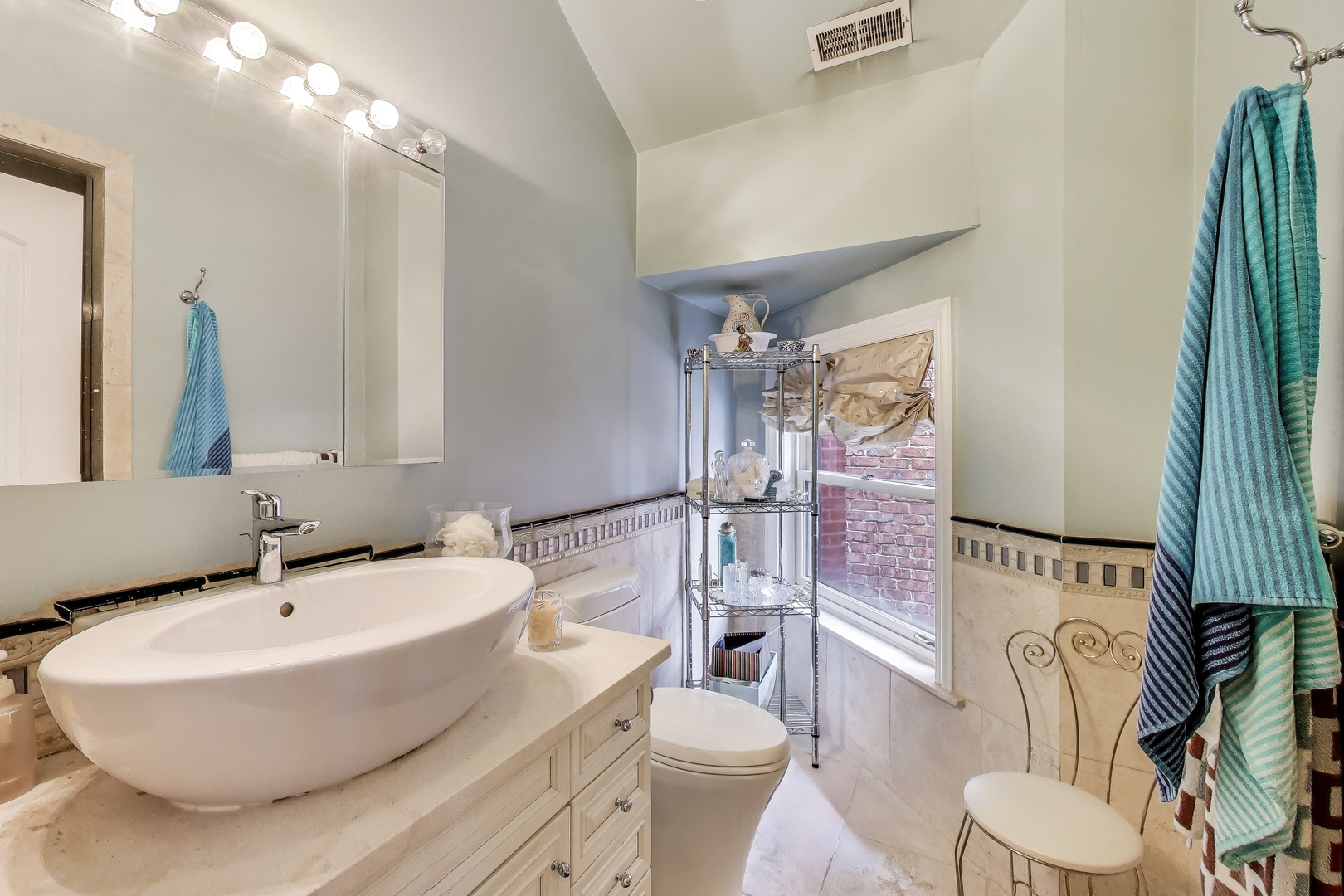 1919 South Prairie Avenue, Unit 3 Chicago, IL 60616 - Photo 2 of 2