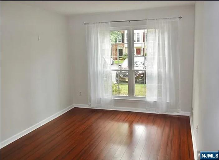 727 Pepperidge Road Mahwah, NJ 07430 - Photo 7 of 13