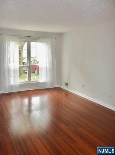 727 Pepperidge Road Mahwah, NJ 07430 - Photo 8 of 13