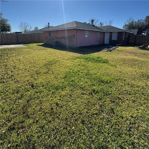 $1,700 | 733 Bienville Street, Laplace, LA 70068