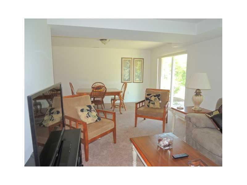 272 Mills Road, Unit 8 Kennebunkport, ME 04046 - Photo 4 of 21 Living Room.