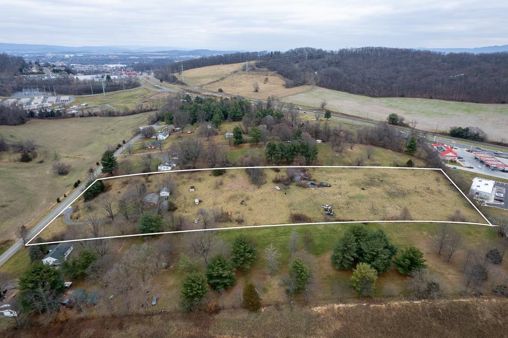 235 Boyers Road Harrisonburg, VA 22801 - Photo 2 of 5