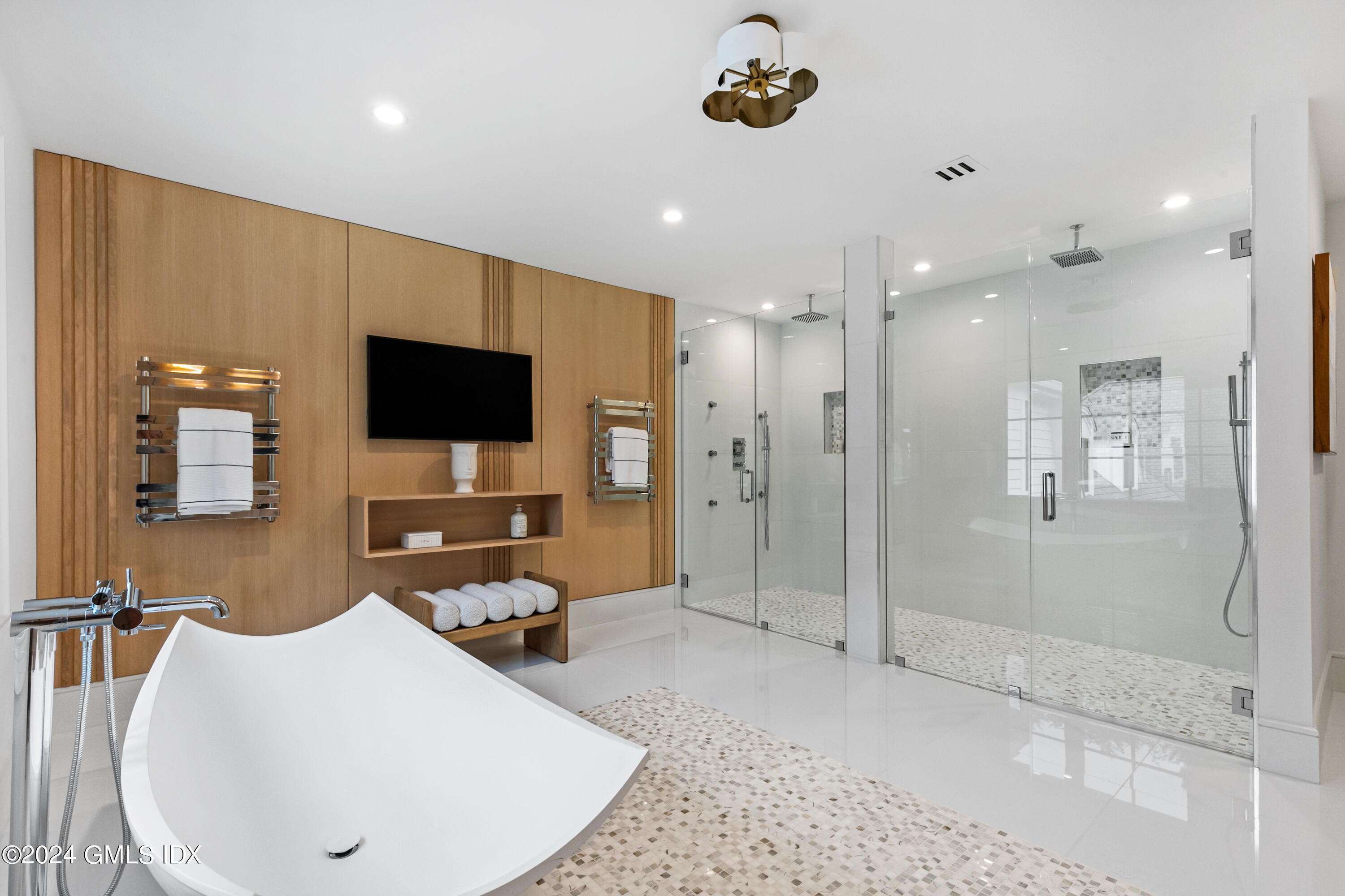 248 Round Hill Road Greenwich, CT 06831 - Photo 24 of 49 a view of a livingroom with furniture