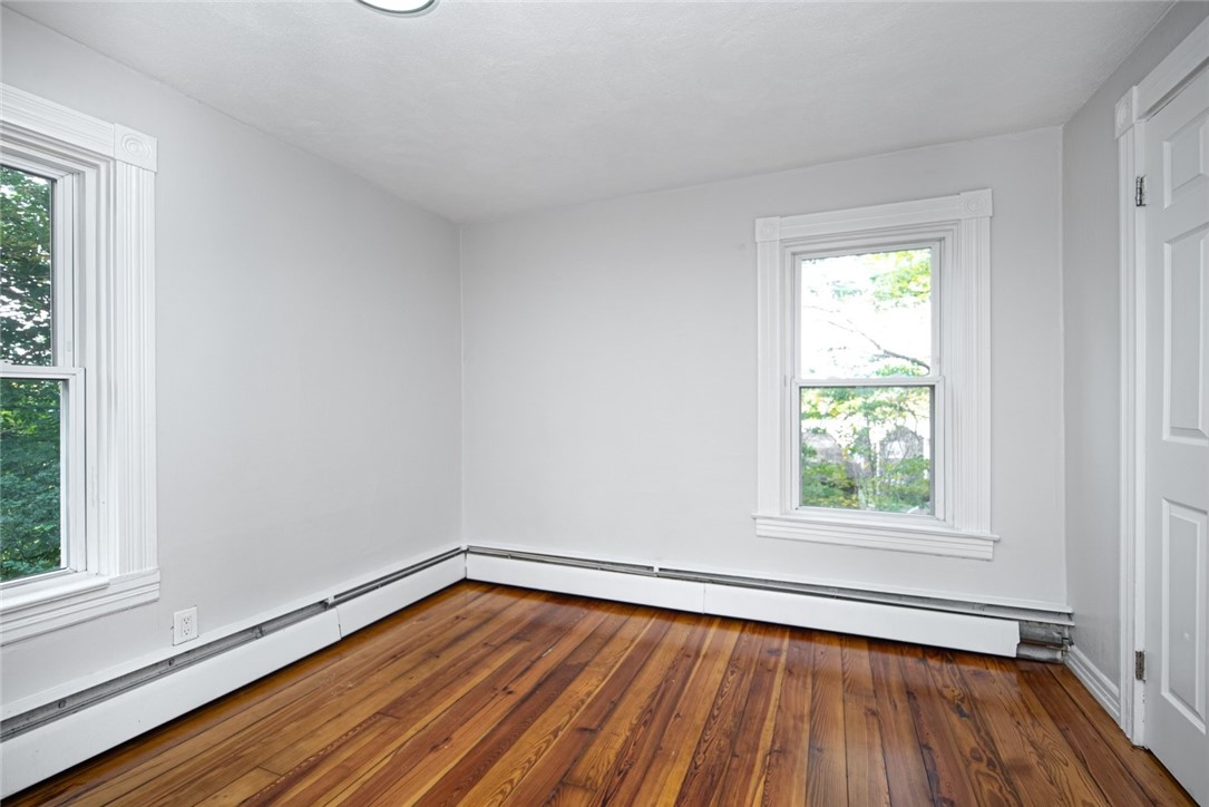 29 Spring Street West Warwick, RI 02893 - Photo 11 of 19