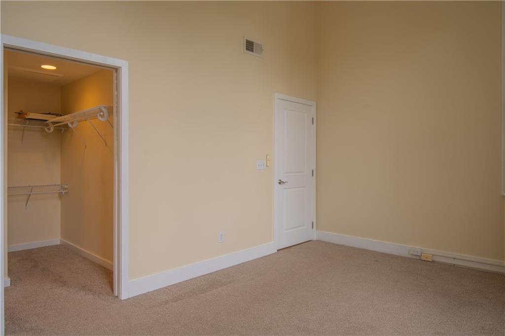 10 Walnut Street, Unit 6 Pittsburgh, PA 15202 - Photo 24 of 35 a view of small space