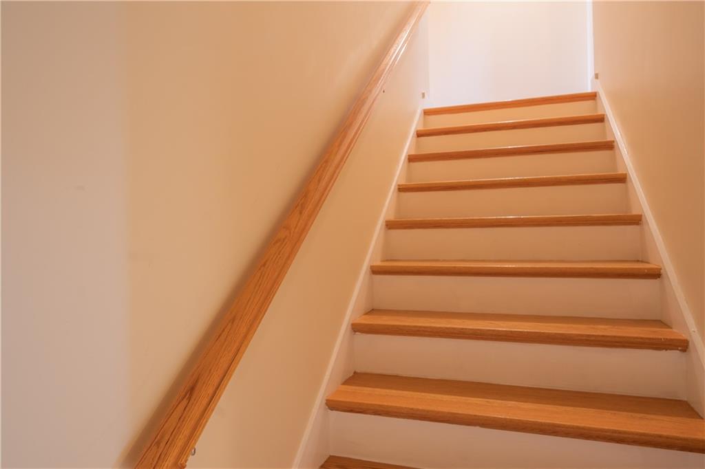 10 Walnut Street, Unit 6 Pittsburgh, PA 15202 - Photo 35 of 35 a view of entryway