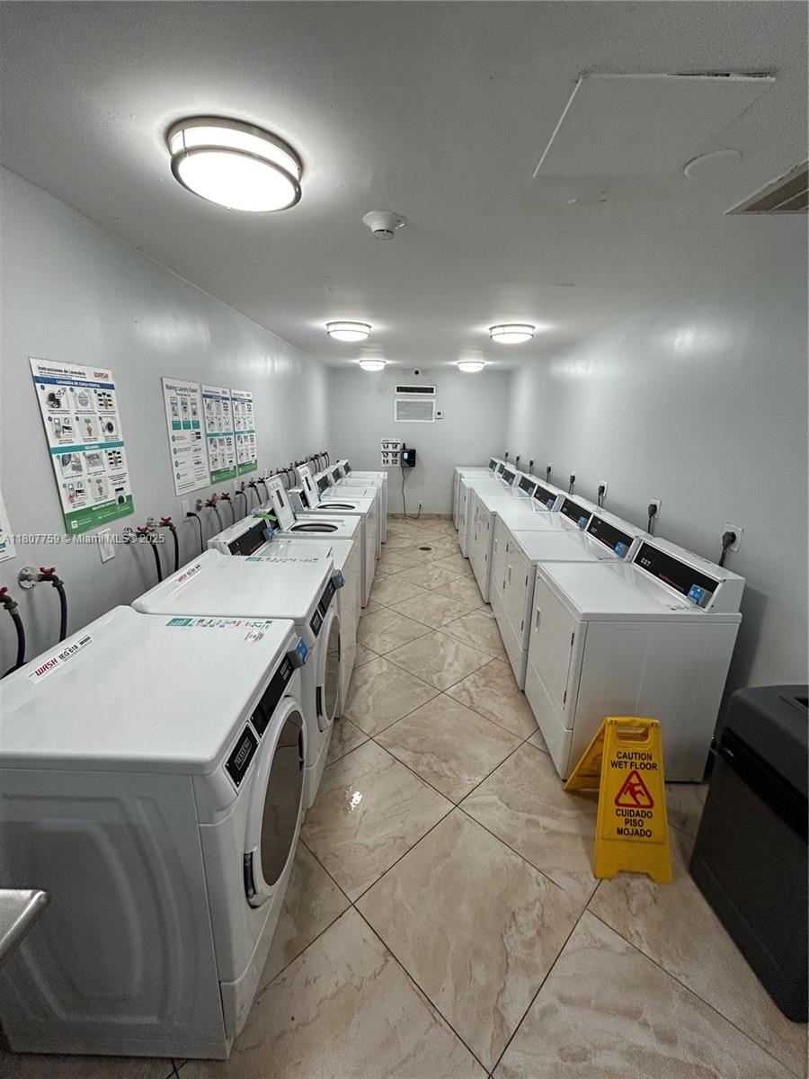 4222 Inverrary Boulevard, Unit 4211 Lauderhill, FL 33319 - Photo 16 of 17