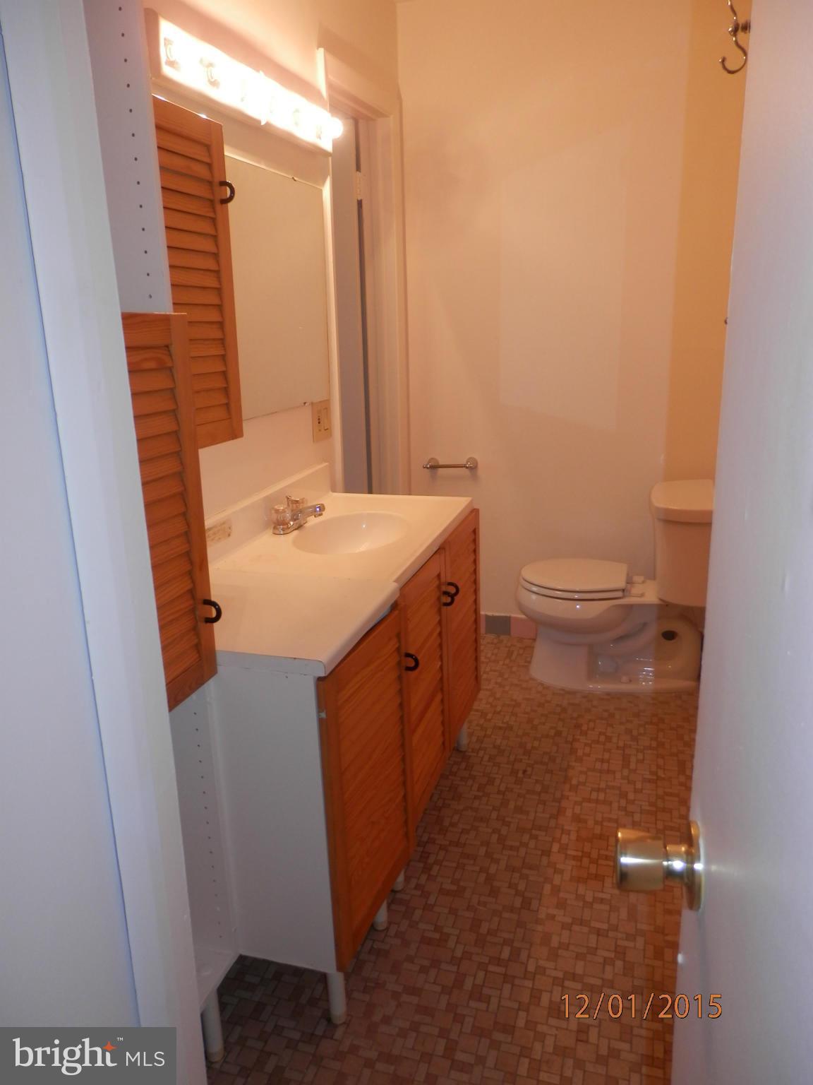 12914 Claxton Drive Laurel, MD 20708 - Photo 23 of 30 Bath