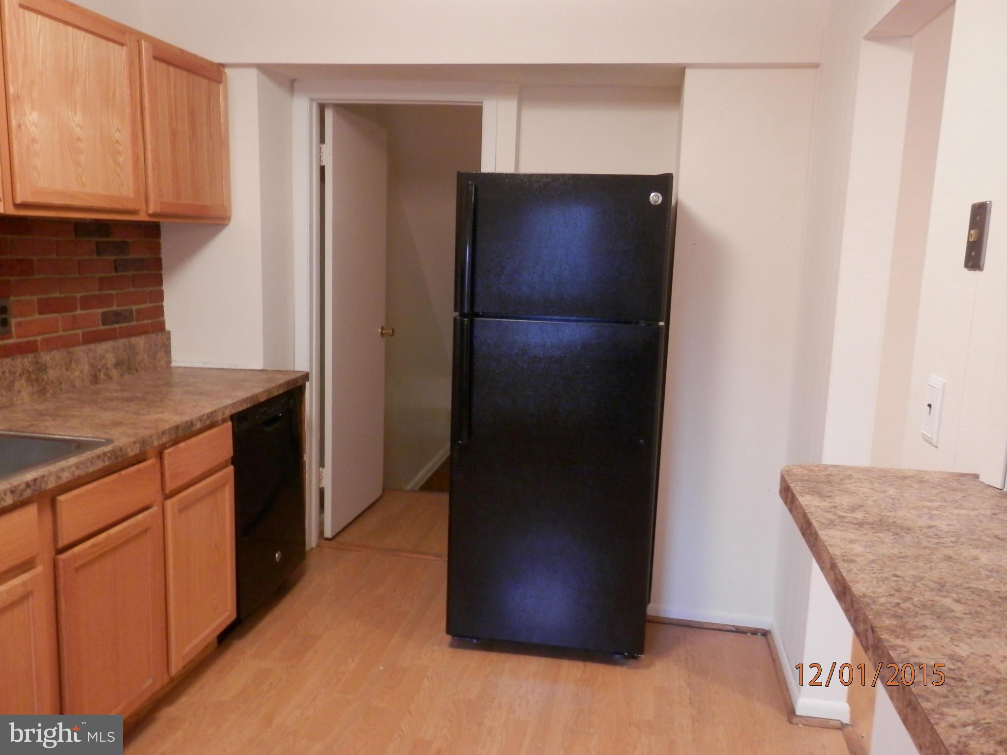 12914 Claxton Drive Laurel, MD 20708 - Photo 8 of 30 Kitchen