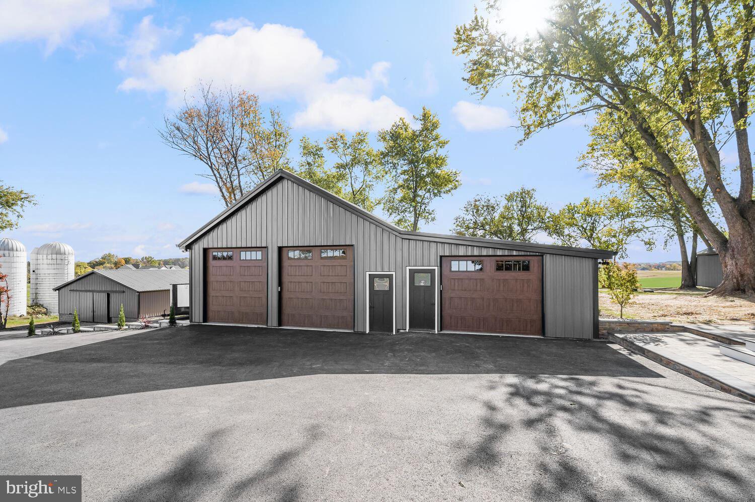 15775 Frederick Road Woodbine, MD 21797 - Photo 4 of 95 Multiple Outbuildings | Party Garage