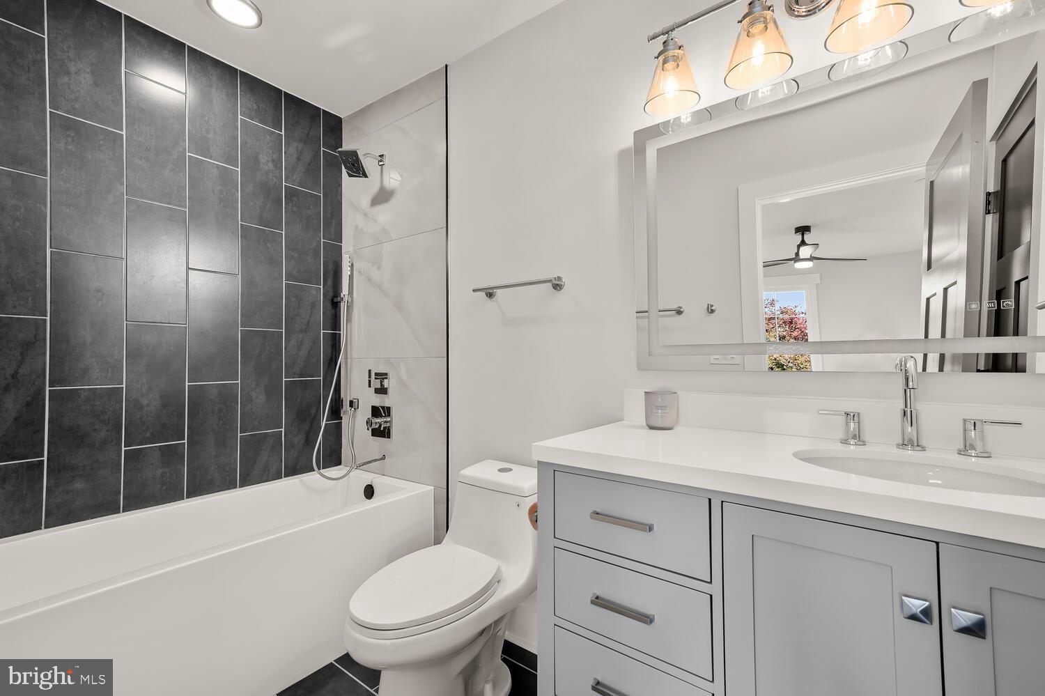 15775 Frederick Road Woodbine, MD 21797 - Photo 60 of 95 En Suite Bath