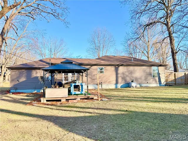 $229,900 | 811 Taylor Avenue, Farmington, MO 63640