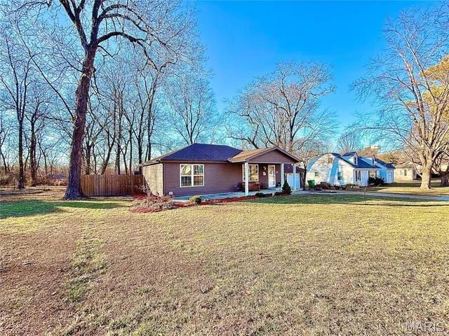$229,900 | 811 Taylor Avenue, Farmington, MO 63640