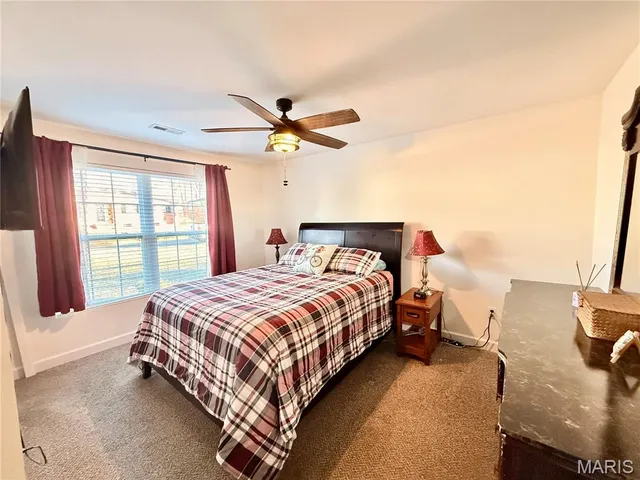 $229,900 | 811 Taylor Avenue, Farmington, MO 63640