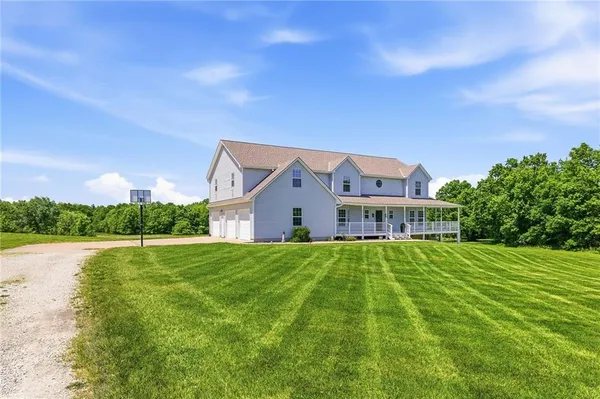 $875,000 | 11310 South Hunt Road, Lone Jack, MO 64070