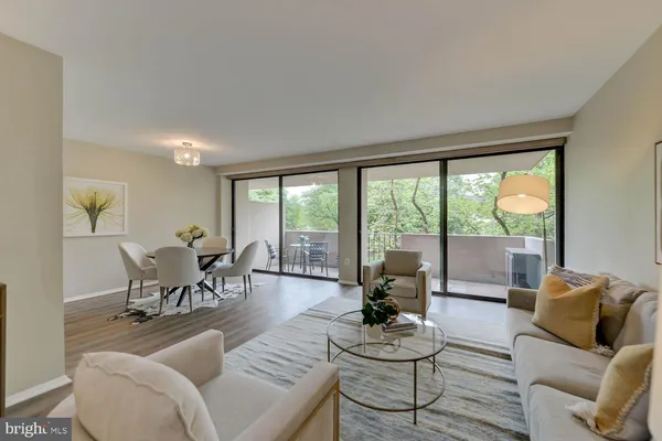 $339,000 | 4141 North Henderson Road, Unit 217, Arlington, VA 22203