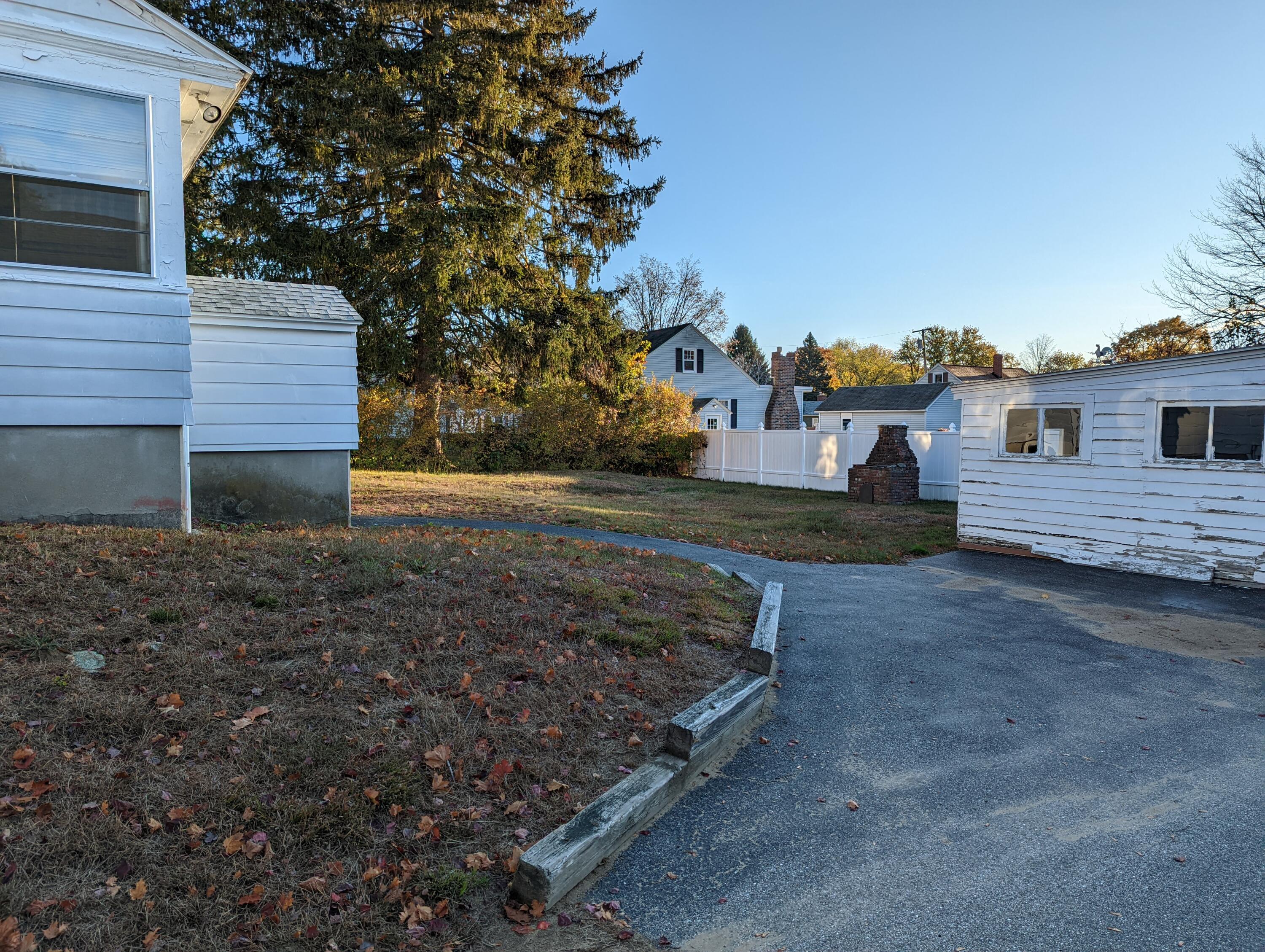 207 Graham Street Biddeford, ME 04005 - Photo 15 of 15 PXL_20231101_121321279