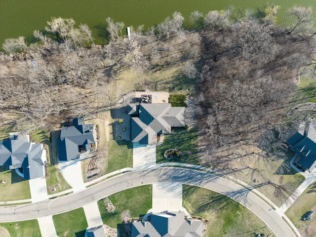 $999,900 | 2313 West 9th Street, Albert Lea, MN 56007