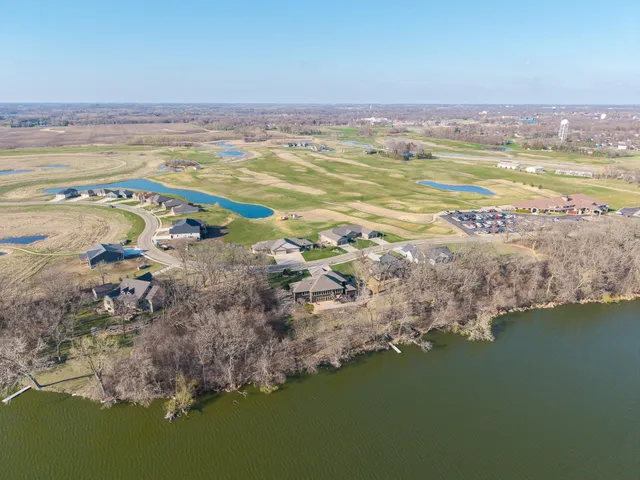 $999,900 | 2313 West 9th Street, Albert Lea, MN 56007