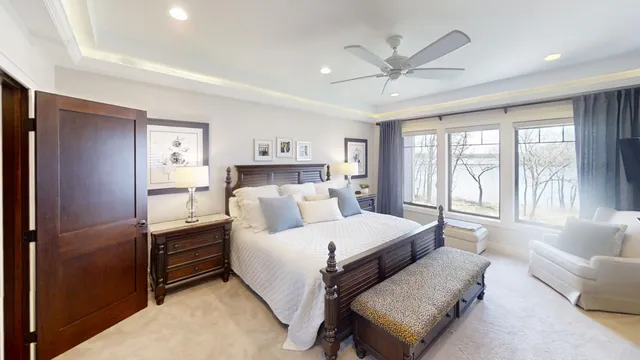 $999,900 | 2313 West 9th Street, Albert Lea, MN 56007