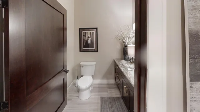 $999,900 | 2313 West 9th Street, Albert Lea, MN 56007