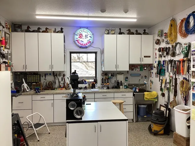 $999,900 | 2313 West 9th Street, Albert Lea, MN 56007