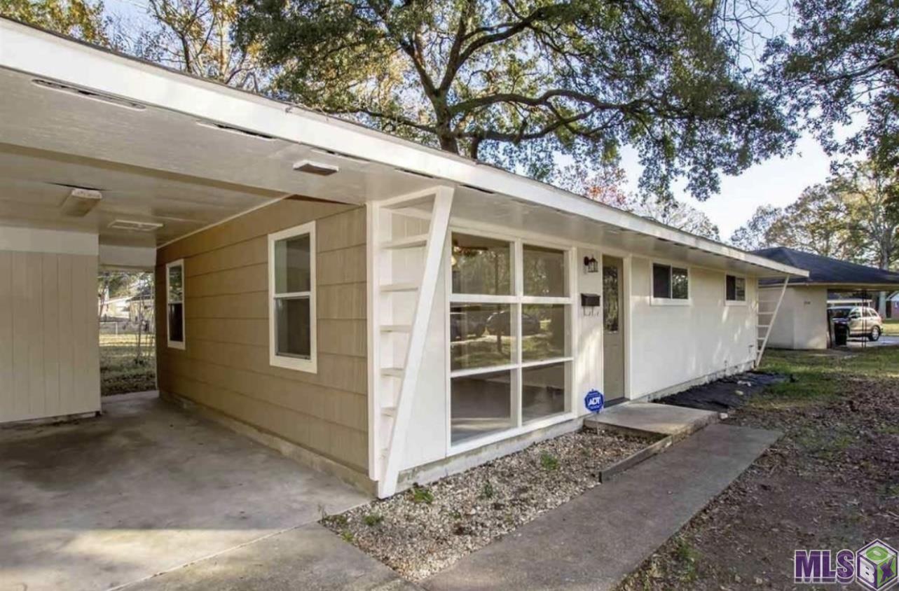 1766 Oak Street Baton Rouge, LA 70815 - Photo 1 of 20 Gallery Image 1