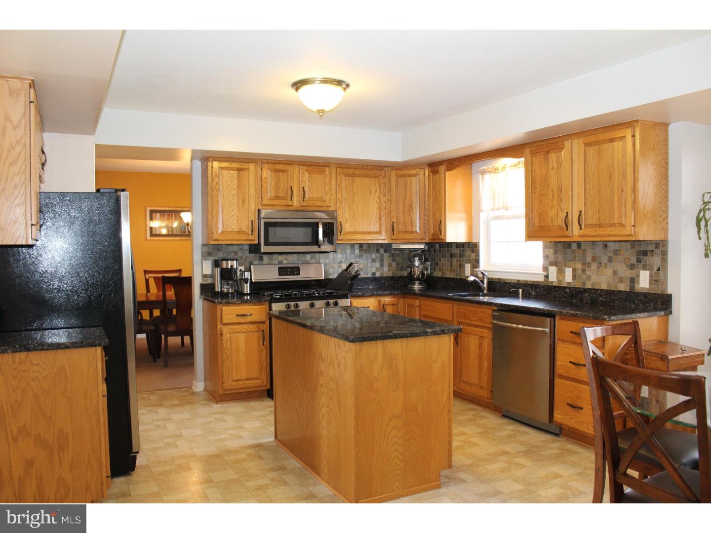 4471 Green Tree Road Reading, PA 19606 - Photo 5 of 25 Gallery Image 5