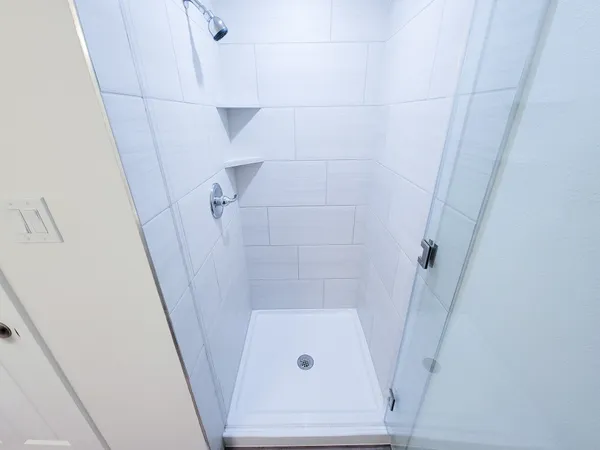 $1,750 | 413 South Market Street, Brazoria, TX 77422