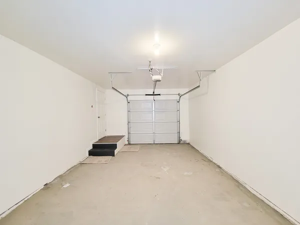 $1,850 | 413 South Market Street, Brazoria, TX 77422