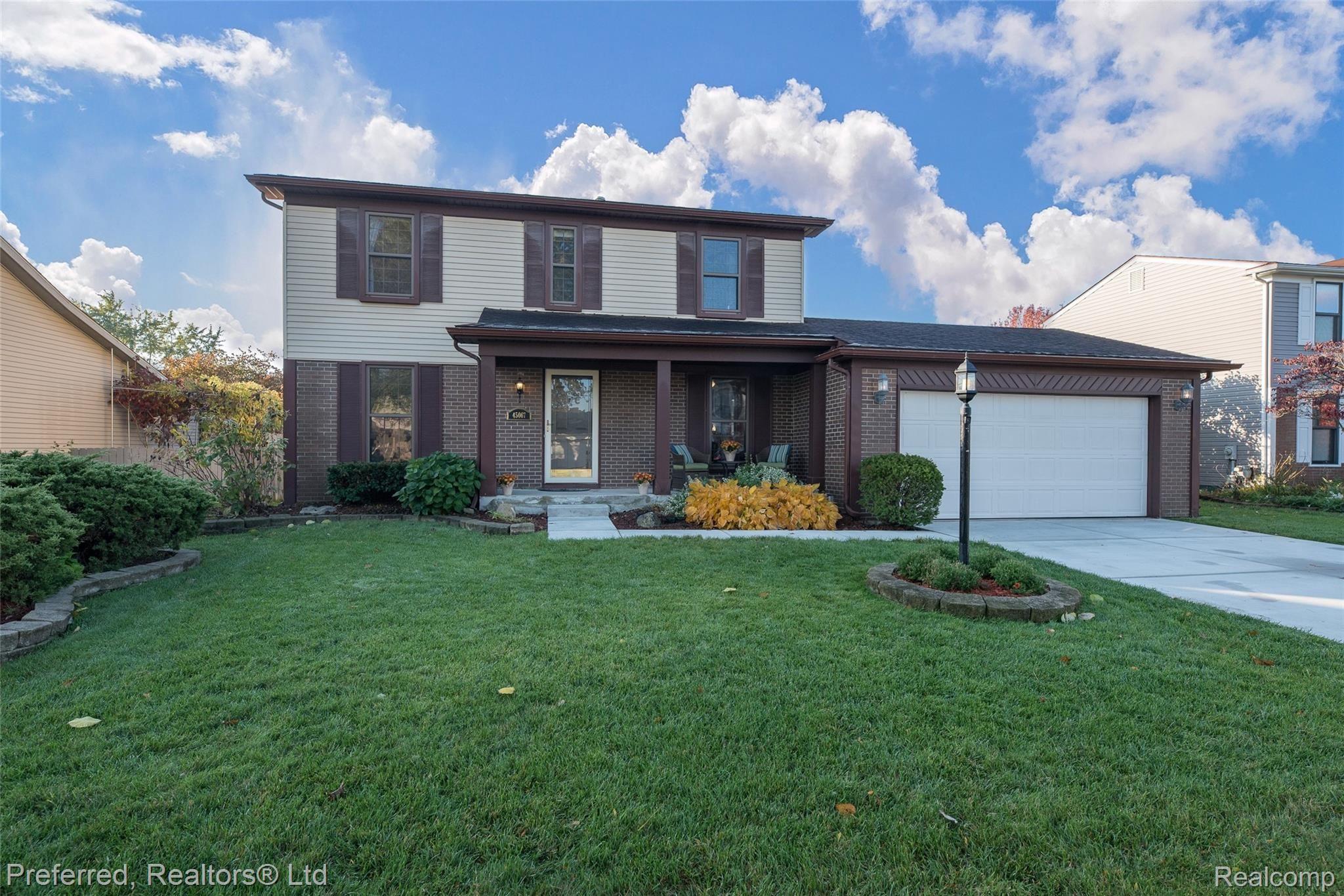 45067 Lemont Road Canton, MI 48187 - Photo 1 of 22 blue.jpg