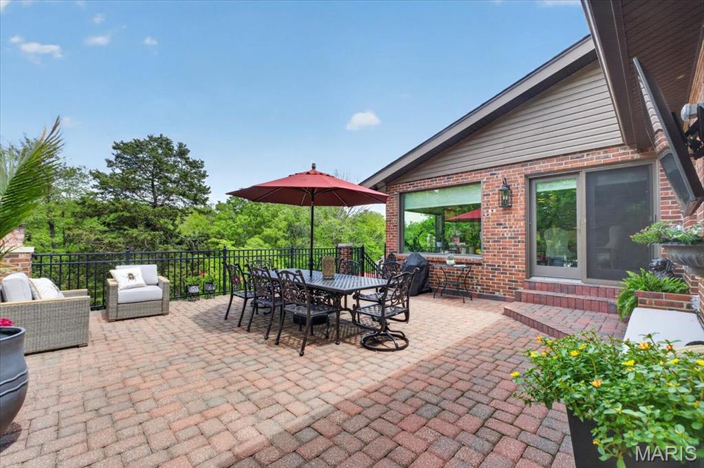 2849 Erb Road St. Louis, MO 63129 - Photo 63 of 77