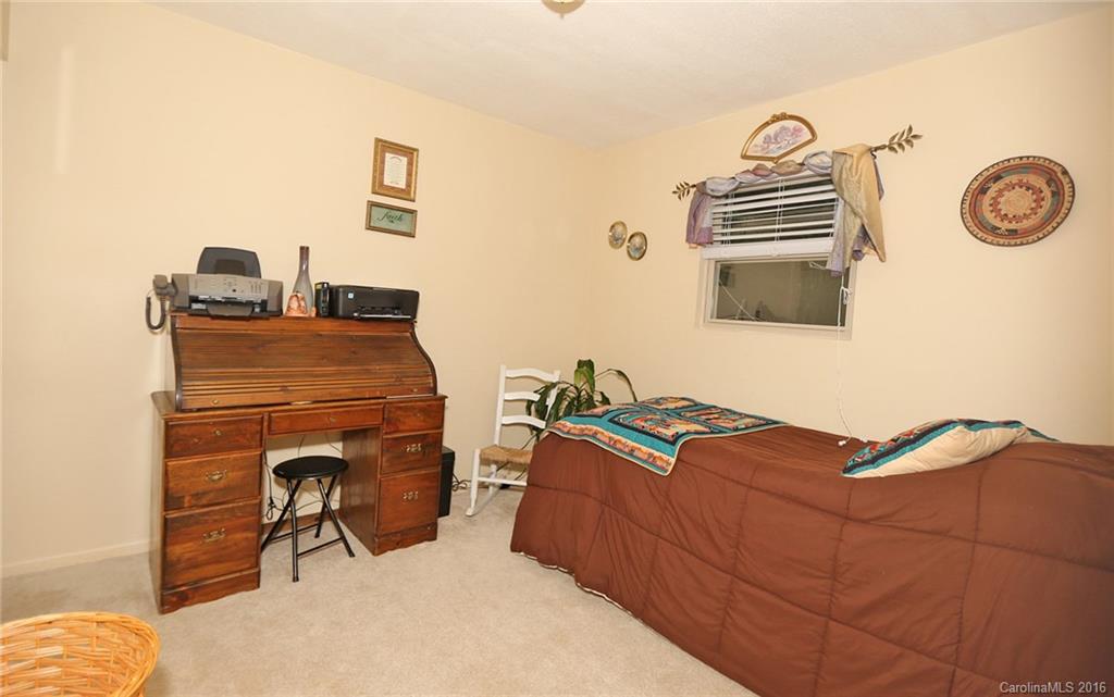 138 Fawn Way Clyde, NC 28721 - Photo 11 of 21 Gallery Image 11