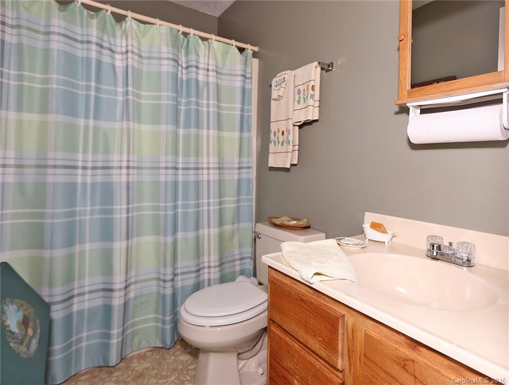 138 Fawn Way Clyde, NC 28721 - Photo 17 of 21 Gallery Image 17