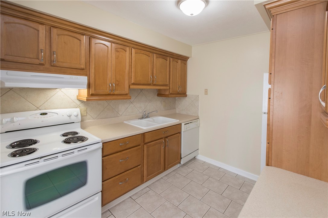 6640 Pearl Road, Unit 105 Cleveland, OH 44130 - Photo 9 of 21