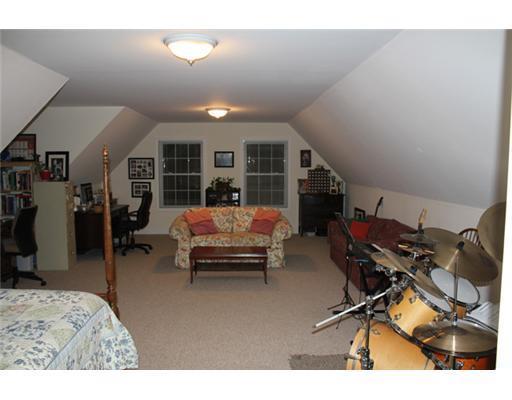 11 Cassidy Road New Gloucester, ME 04260 - Photo 22 of 24 Den/Family/Great Room.
