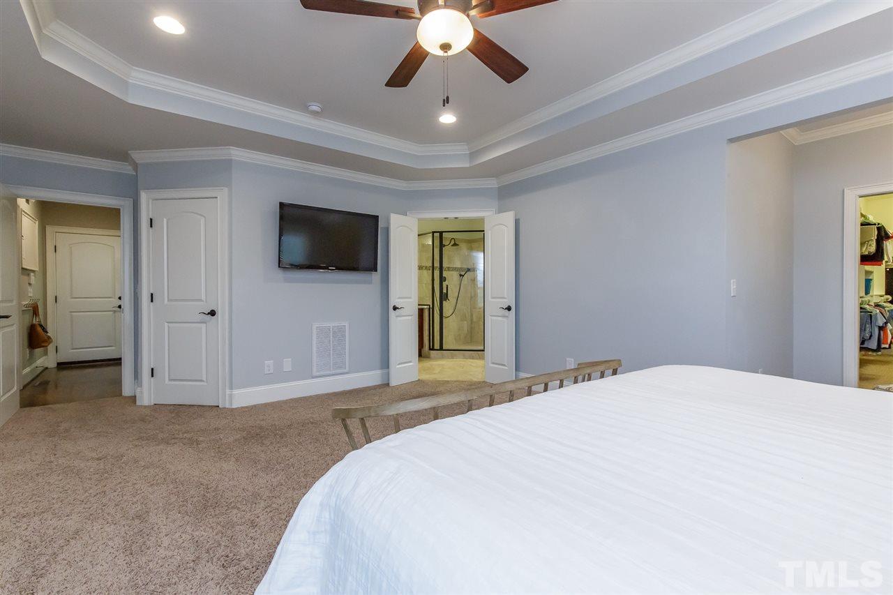 2514 Rogers Road Graham, NC 27253 - Photo 14 of 30 Master bedroom measures 18.2' x 14.11'