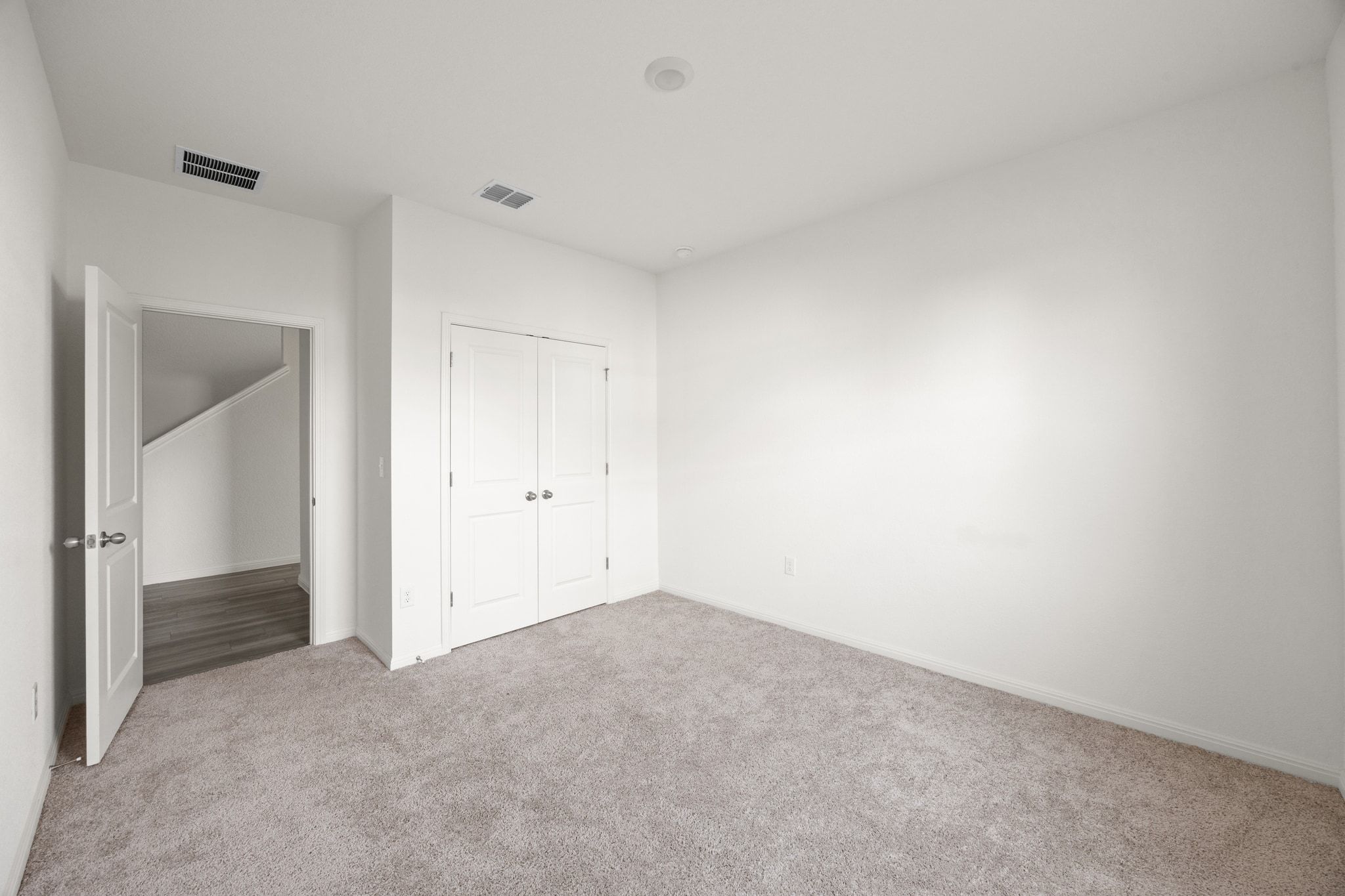 410 Magnum Force Drive Jarrell, TX 76537 - Photo 7 of 32 a view of an empty room