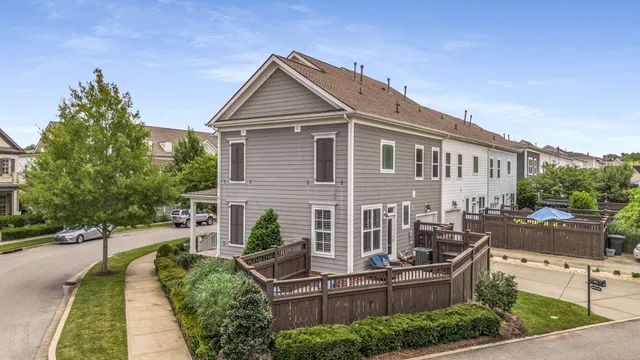a front view of house with yard