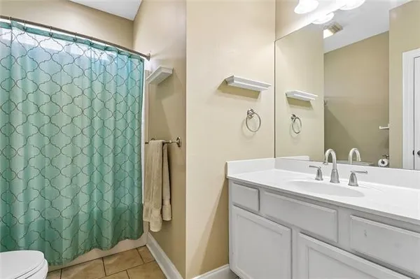 $395,000 | 205 Riverwood Drive, St. Rose, LA 70087