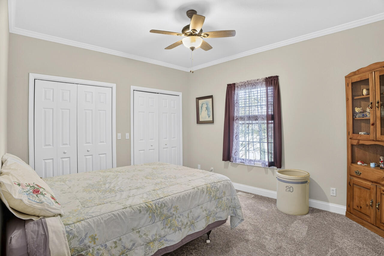 1239 Caldwell Road Murray, KY 42071 - Photo 14 of 36 33