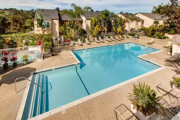 $2,600 | 8520 Via Mallorca, Unit K, La Jolla, CA 92037