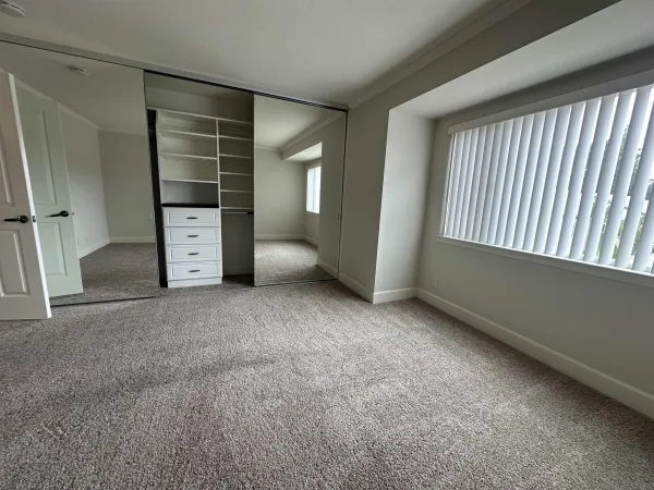 $2,600 | 8520 Via Mallorca, Unit K, La Jolla, CA 92037